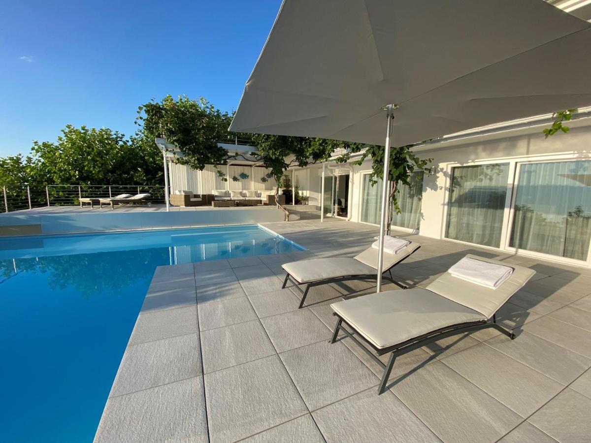 Villa Uber Dem Bodensee - Hauptwohnung Lochau Dış mekan fotoğraf
